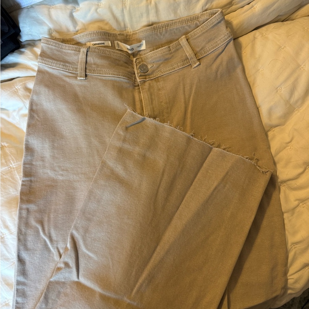 Mango Cropped Raw-Hem Collette Beige Jeans